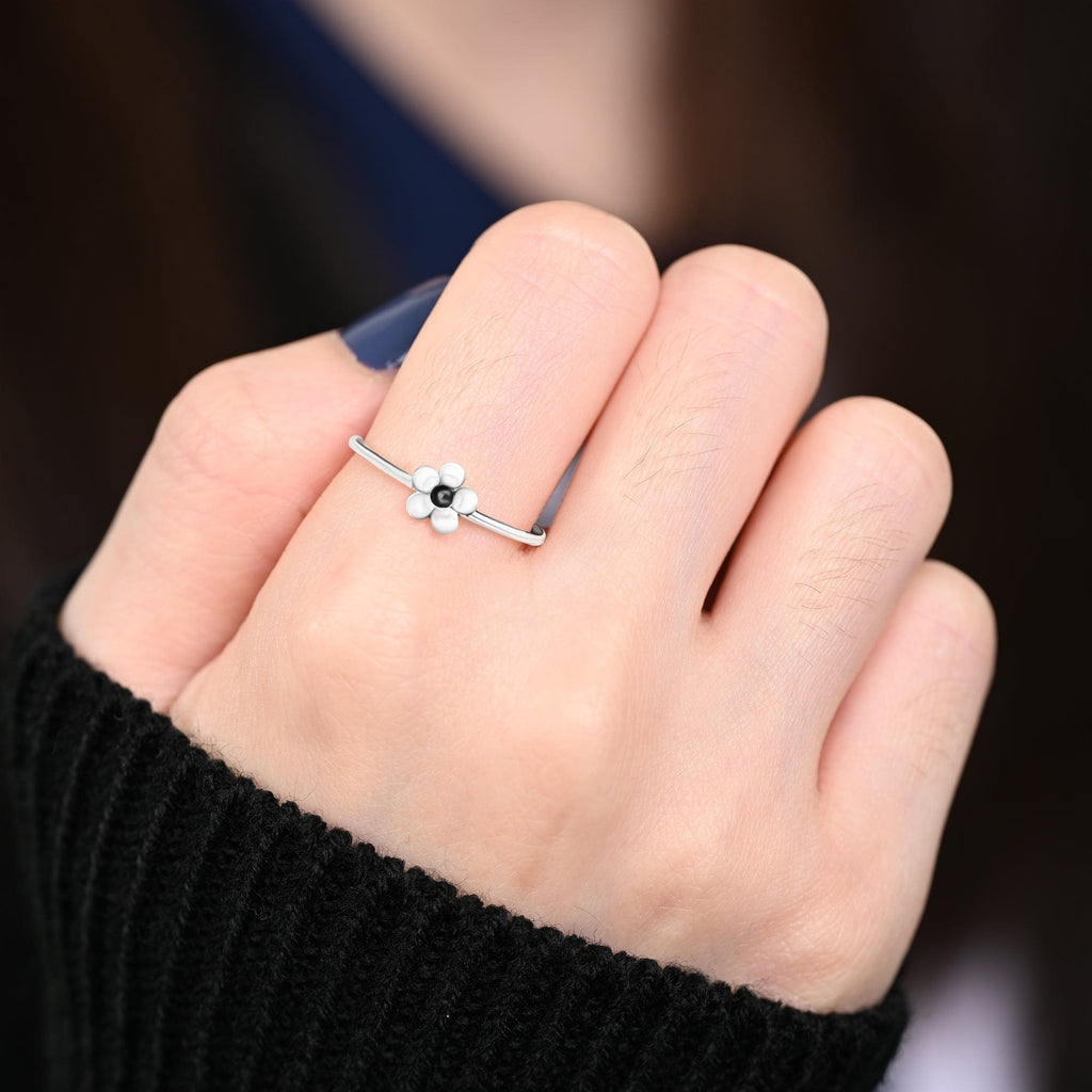 Dainty Flower Stackable Ring Sterling Silver - Eleganzia