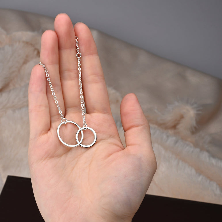 Minimalist Interlocking Circle Bracelet Sterling Silver Bracelets