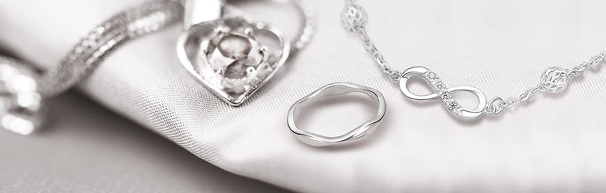 Silver Plated vs Sterling Silver: 6 Ways on How To Tell The Difference