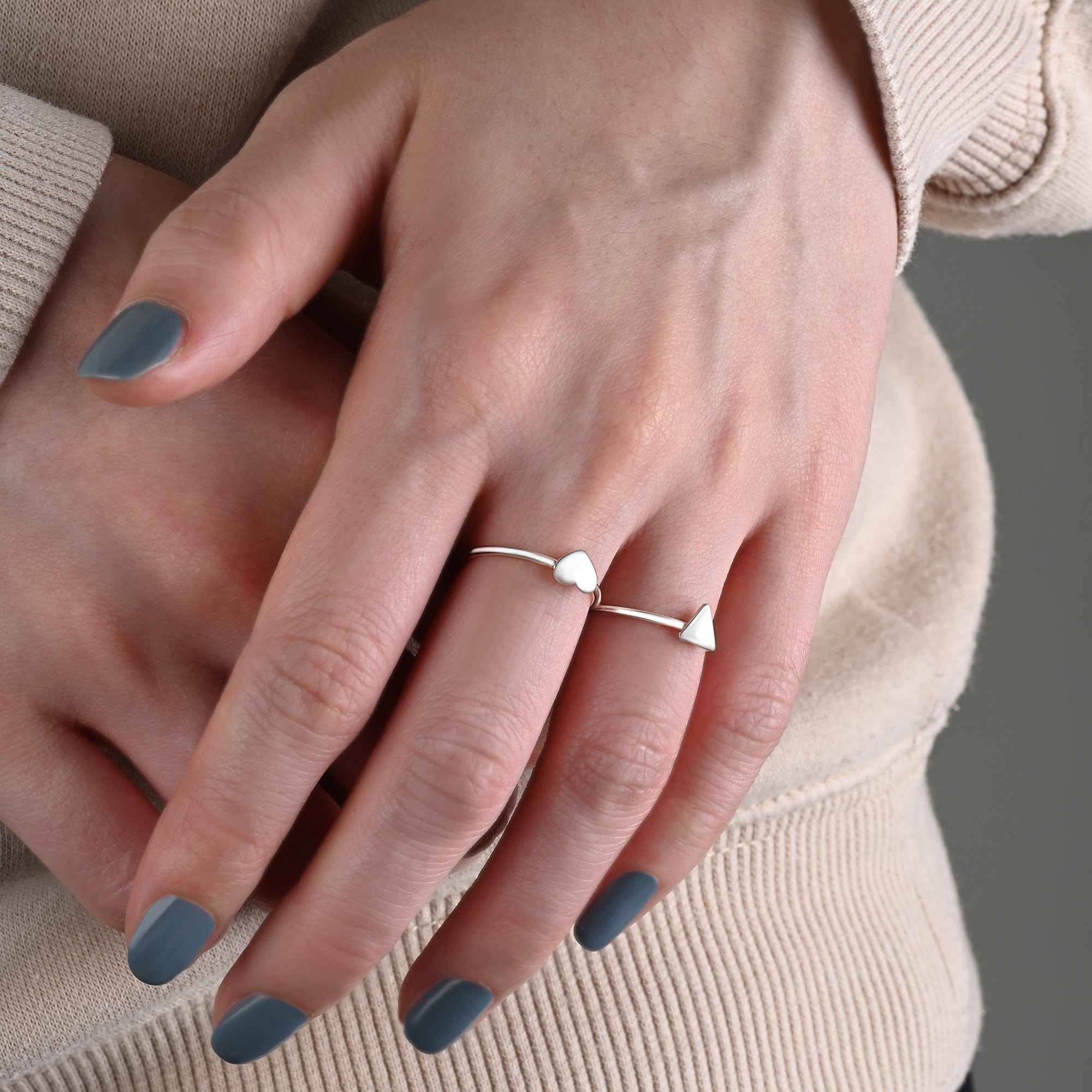 Minimal Triangle Ring Sterling Silver - Eleganzia Jewelry