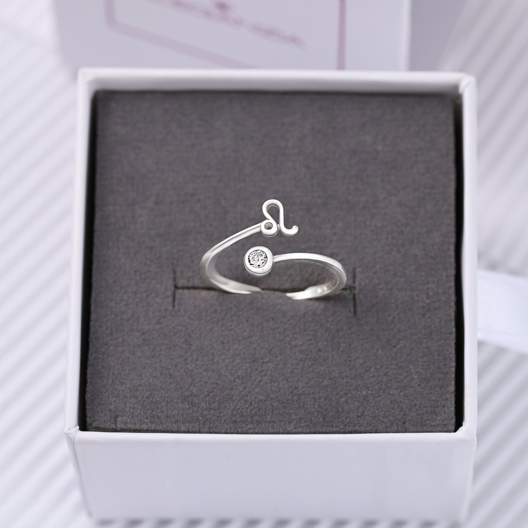 Leo Ring Silver Adjustable Zodiac Sign Ring - Eleganzia Jewelry